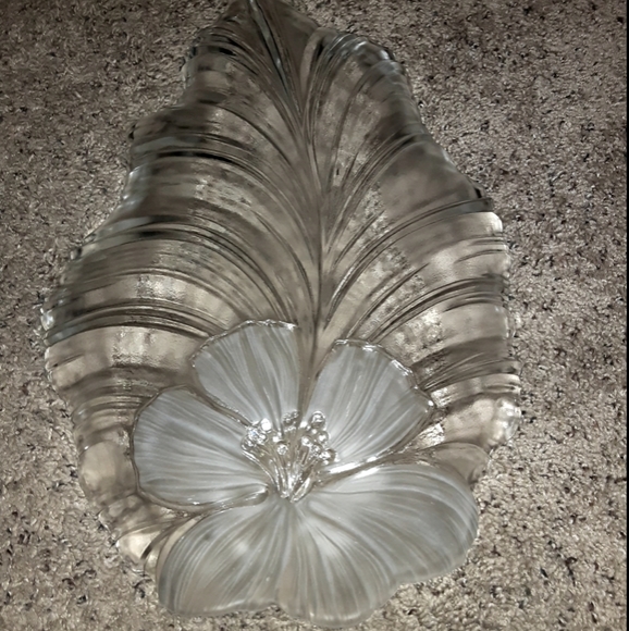 Mikasa crystal centerpiece/platter